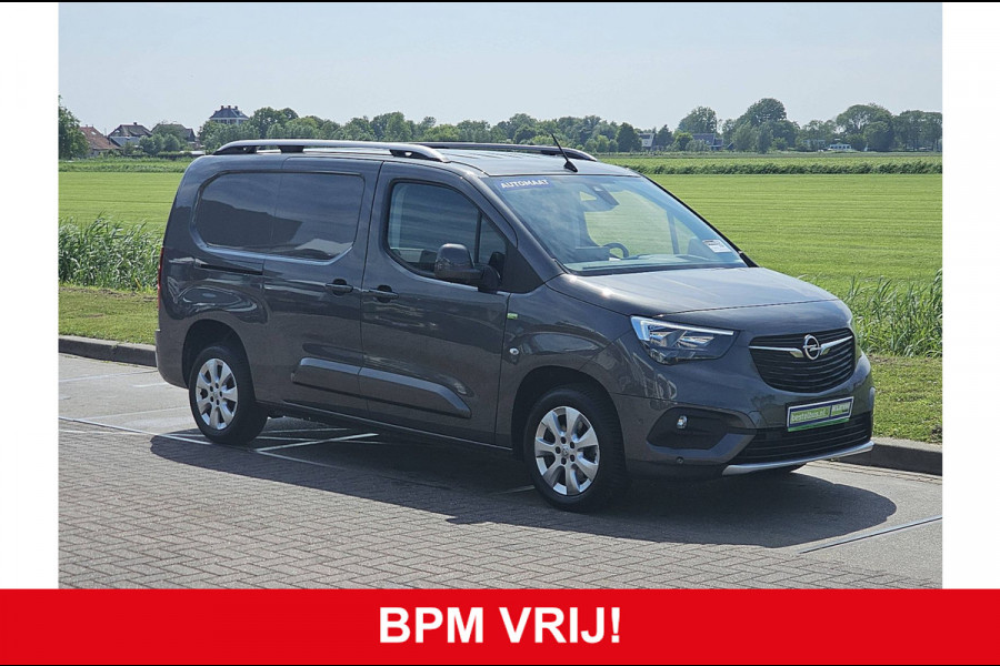 Opel Combo 1.5D L2H1 Innovation Automaat Trekhaak 130Pk Bumpers-Kleur Camera ECC Oh-Historie!