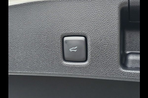 Ford Kuga 2.5 PHEV ST-Line X 243pk | Driver Assistance Pack | Black Package | Winterpack | Wegklapbare Trekhaak | AGR Stoelen