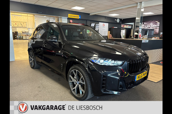 BMW X5 XDrive50e Launch Edition M-Sport / Panorama-dak / luchtvering / Leder /head-up