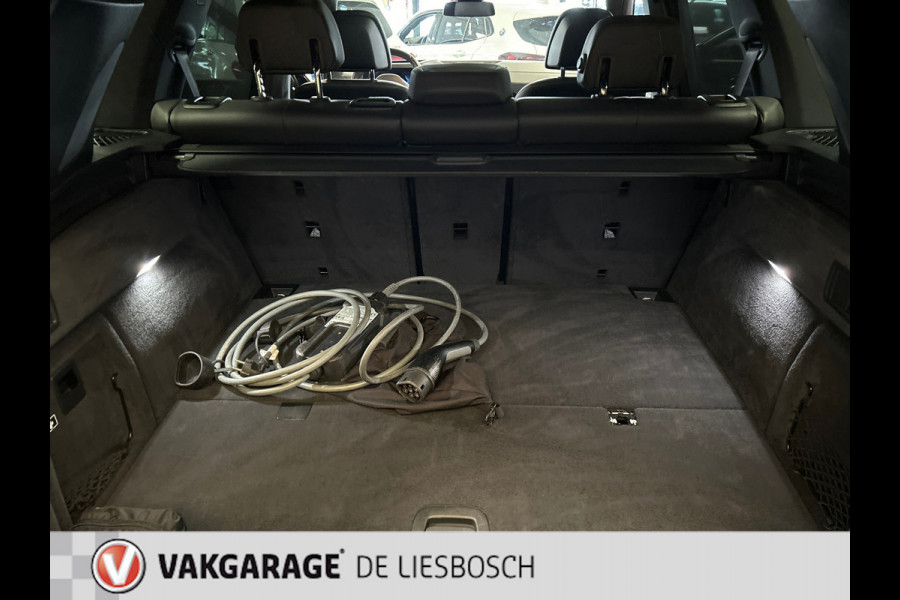 BMW X5 XDrive50e Launch Edition M-Sport / Panorama-dak / luchtvering / Leder /head-up