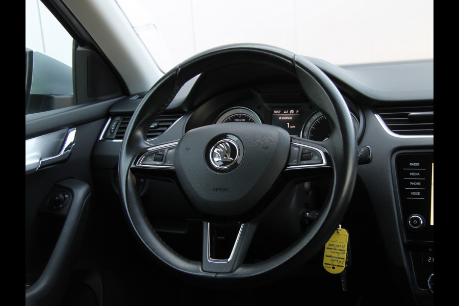 Škoda Octavia Combi 1.0 TSI 116pk DSG Style Sport | Kuipstoelen