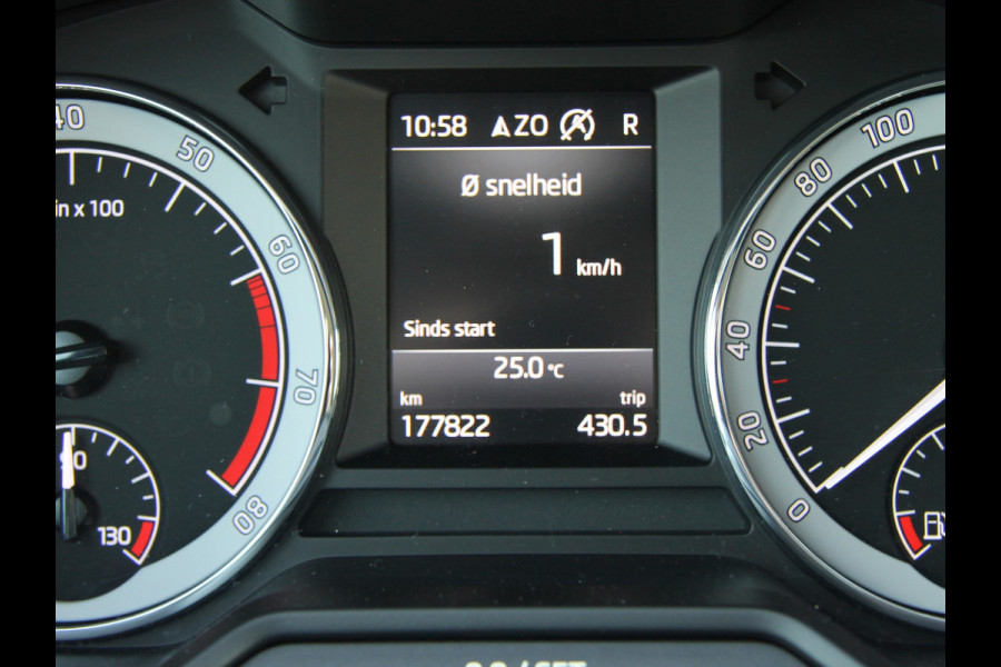 Škoda Octavia Combi 1.0 TSI 116pk DSG Style Sport | Kuipstoelen