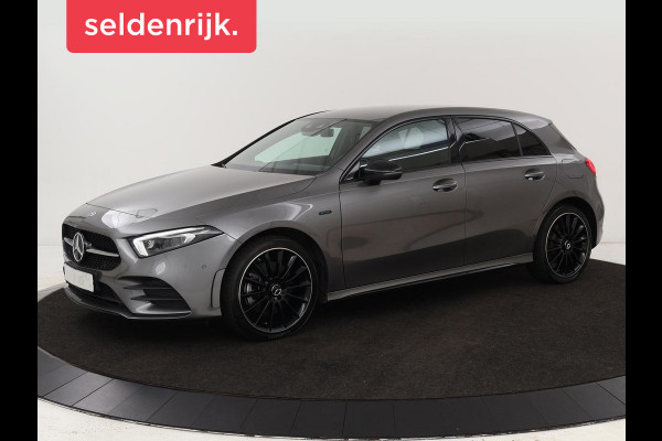 Mercedes-Benz A-Klasse 250 e AMG Line | Widescreen | Camera | Sfeerverlichting | Stoelverwarming | Full-LED | Navigatie | DAB+ | Cruise control