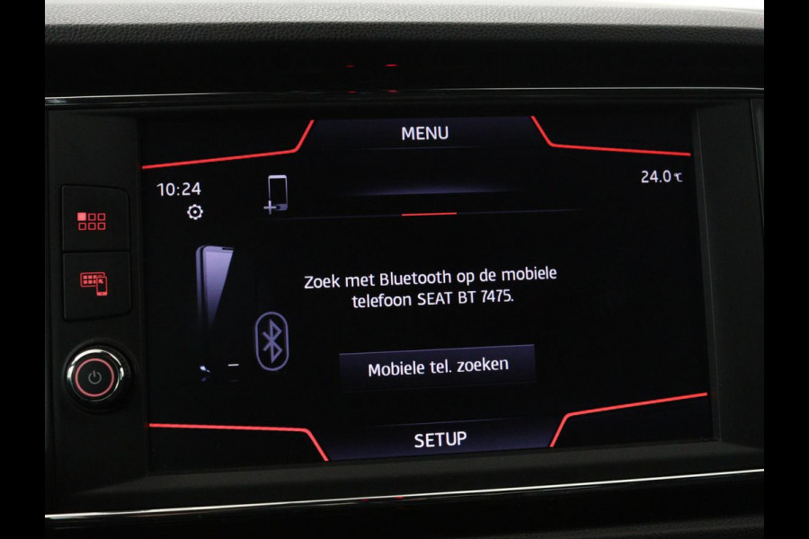 Seat León ST 1.5 TSI FR Intense | Panoramadak | DSG | Stoelverwarming | Carplay | Camera | Trekhaak | Full-LED | Keyless | Navigatie