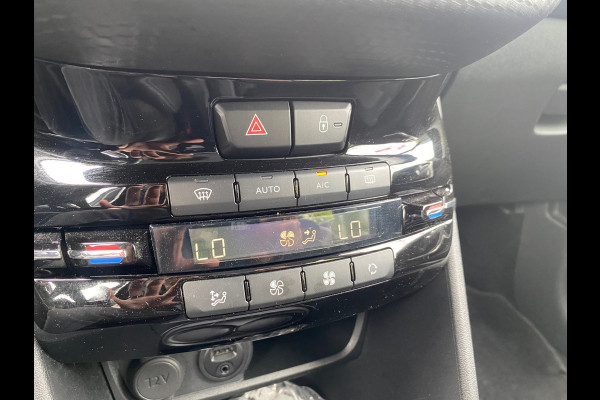 Peugeot 2008 BWJ 2017 | 1.2 PT 111PK GT-LINE | CLIMA | NAVI | TREKHAAK | LEDER/STOF | PDC | CRUISE | SPORTSTOELEN
