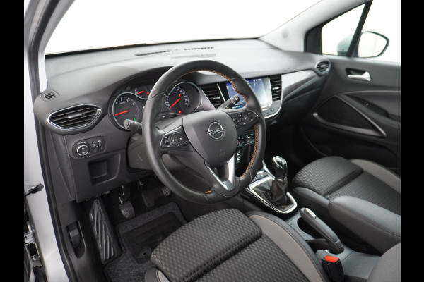 Opel Crossland X T111pk Trekhaak Apple Carplay Android Navi Dual Ecc Cruise Control WiFi Multi-Media 360°Camera Lmv DAB Keyless 1/2 Leder Verkeer Premium Innovation+ Pack LaneAssist Licht+Regensensor AGR Ergonomie Comfort-Sportstoelen EURO 6 Origineel Nederlandse Auto