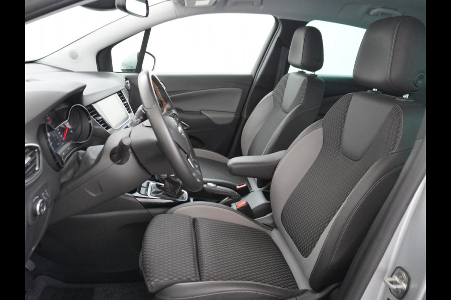 Opel Crossland X T111pk Trekhaak Apple Carplay Android Navi Dual Ecc Cruise Control WiFi Multi-Media 360°Camera Lmv DAB Keyless 1/2 Leder Verkeer Premium Innovation+ Pack LaneAssist Licht+Regensensor AGR Ergonomie Comfort-Sportstoelen EURO 6 Origineel Nederlandse Auto