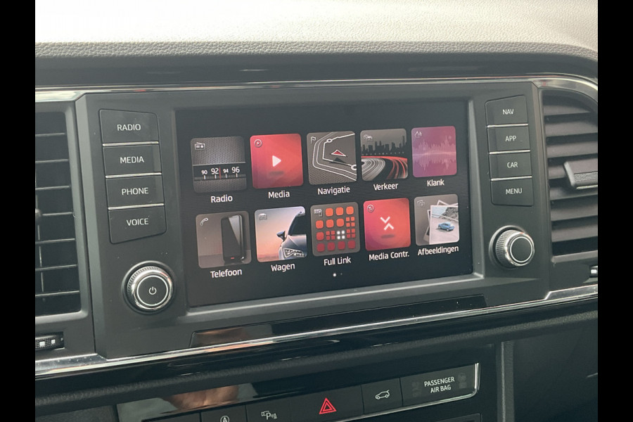 Seat Ateca 1.5 TSI FR Automaat Business Nav/Cam Beats-Audio Carplay Led Elek.Klep Vol opties!
