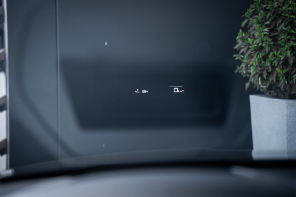 Audi RS3 Sportback 2.5 TFSI quattro - Panorama | Kuipstoelen | Sonos | Carbon