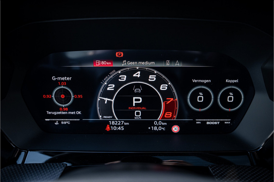 Audi RS3 Sportback 2.5 TFSI quattro - Panorama | Kuipstoelen | Sonos | Carbon