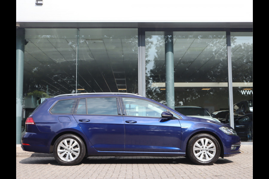 Volkswagen GOLF Variant 1.5 TSI Comfortline Business / Panoramadak