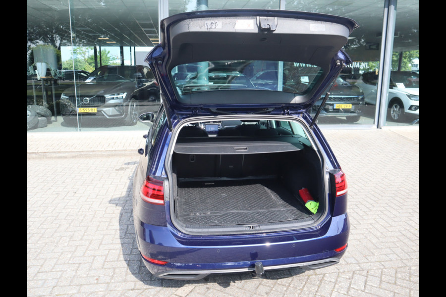 Volkswagen GOLF Variant 1.5 TSI Comfortline Business / Panoramadak
