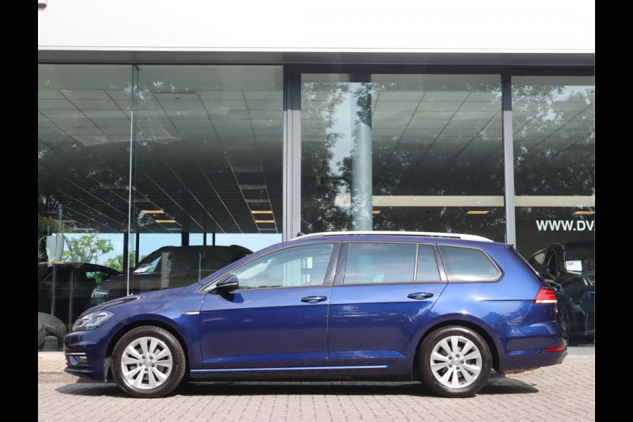 Volkswagen GOLF Variant 1.5 TSI Comfortline Business / Panoramadak
