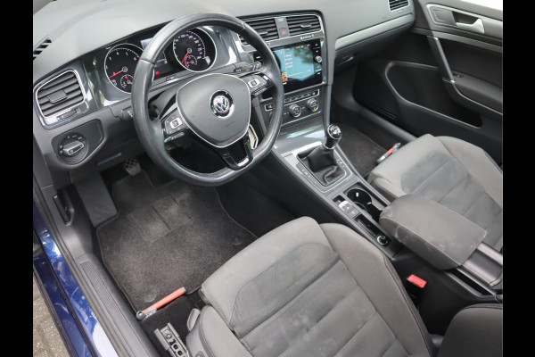 Volkswagen GOLF Variant 1.5 TSI Comfortline Business / Panoramadak