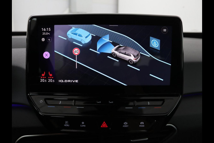 Volkswagen ID.3 First 58 kWh | Stoelverwarming | Camera | Adaptive cruise | Carplay | Navigatie | PDC | Climate control | Sfeerverlichting | LMV 18 inch