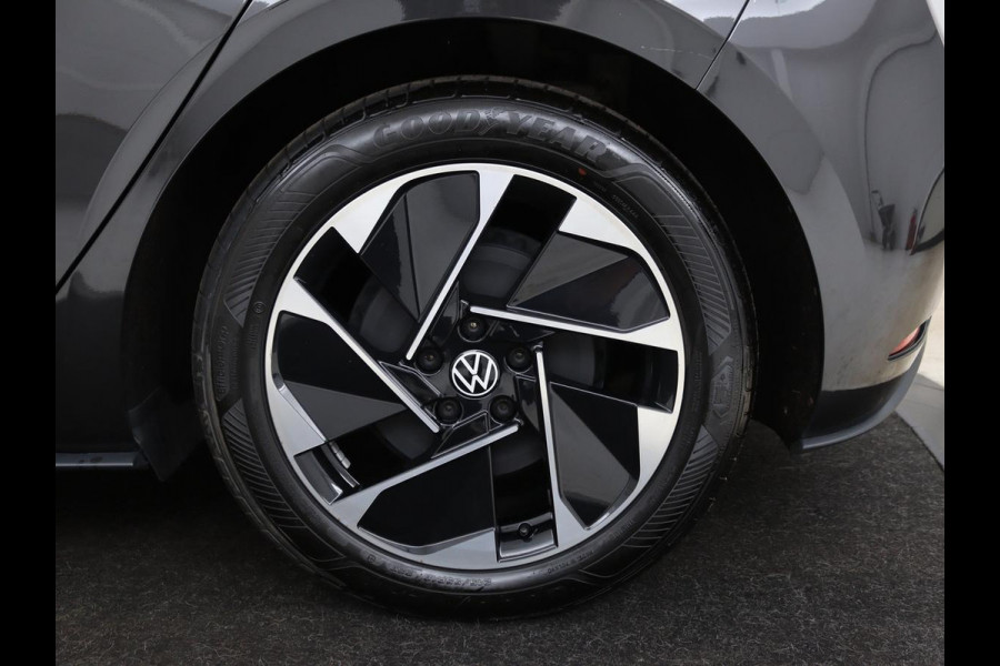 Volkswagen ID.3 First 58 kWh | Stoelverwarming | Camera | Adaptive cruise | Carplay | Navigatie | PDC | Climate control | Sfeerverlichting | LMV 18 inch