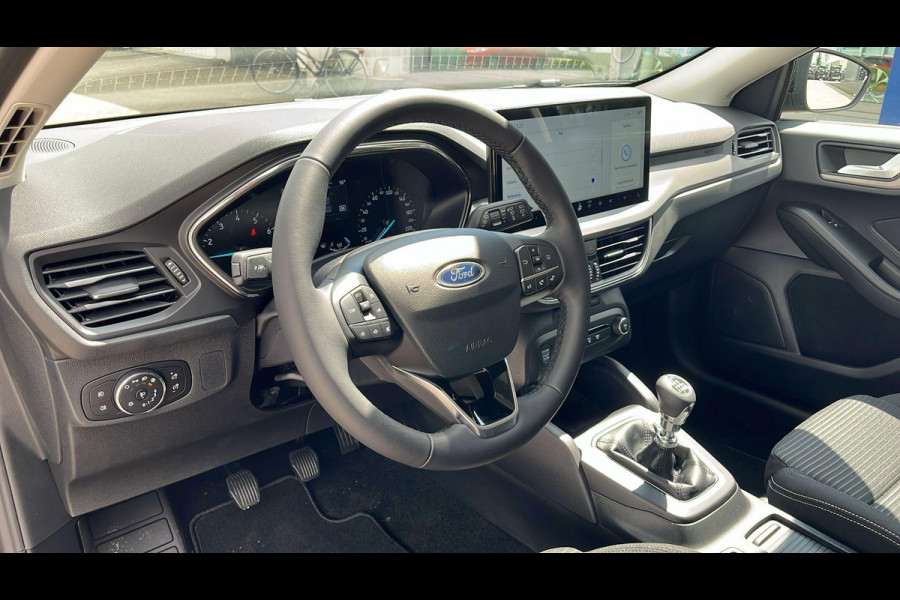 Ford FOCUS Wagon 1.0 EcoBoost Hybrid Titanium 125 pk | Winterpack | Full LED | SYNC 4 Navigatie | Draadloos Apple Carplay/Android auto | 16 inch Licht metaal