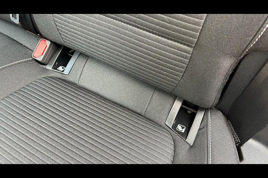 Ford FOCUS Wagon 1.0 EcoBoost Hybrid Titanium 125 pk | Winterpack | Full LED | SYNC 4 Navigatie | Draadloos Apple Carplay/Android auto | 16 inch Licht metaal
