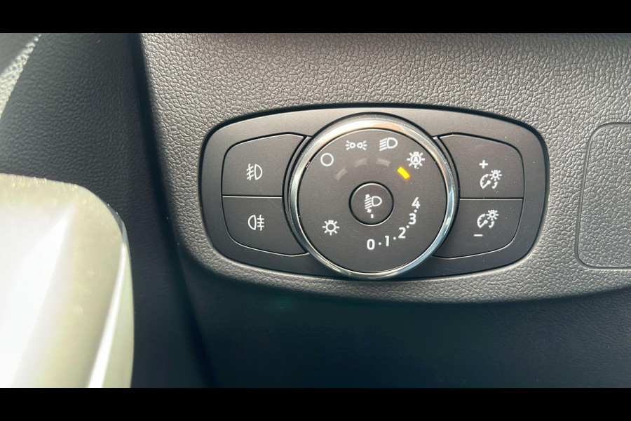 Ford FOCUS Wagon 1.0 EcoBoost Hybrid Titanium 125 pk | Winterpack | Full LED | SYNC 4 Navigatie | Draadloos Apple Carplay/Android auto | 16 inch Licht metaal