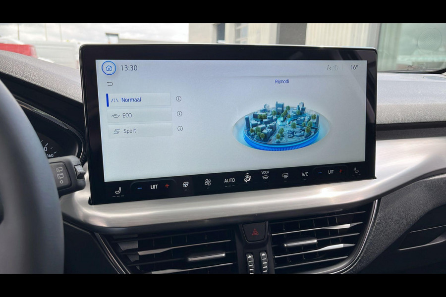 Ford FOCUS Wagon 1.0 EcoBoost Hybrid Titanium 125 pk | Winterpack | Full LED | SYNC 4 Navigatie | Draadloos Apple Carplay/Android auto | 16 inch Licht metaal