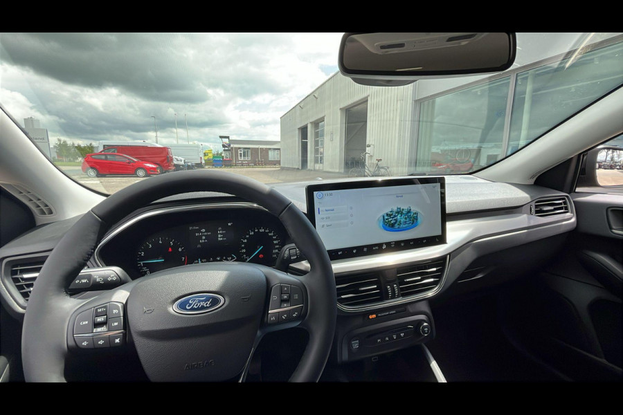 Ford FOCUS Wagon 1.0 EcoBoost Hybrid Titanium 125 pk | Winterpack | Full LED | SYNC 4 Navigatie | Draadloos Apple Carplay/Android auto | 16 inch Licht metaal