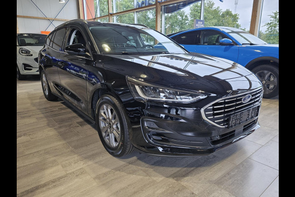 Ford FOCUS Wagon 1.0 EcoBoost Hybrid Titanium 125 pk | Winterpack | Full LED | SYNC 4 Navigatie | Draadloos Apple Carplay/Android auto | 16 inch Licht metaal