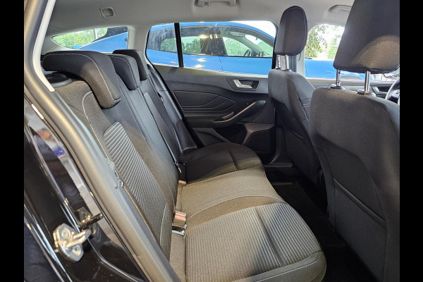 Ford FOCUS Wagon 1.0 EcoBoost Hybrid Titanium 125 pk | Winterpack | Full LED | SYNC 4 Navigatie | Draadloos Apple Carplay/Android auto | 16 inch Licht metaal