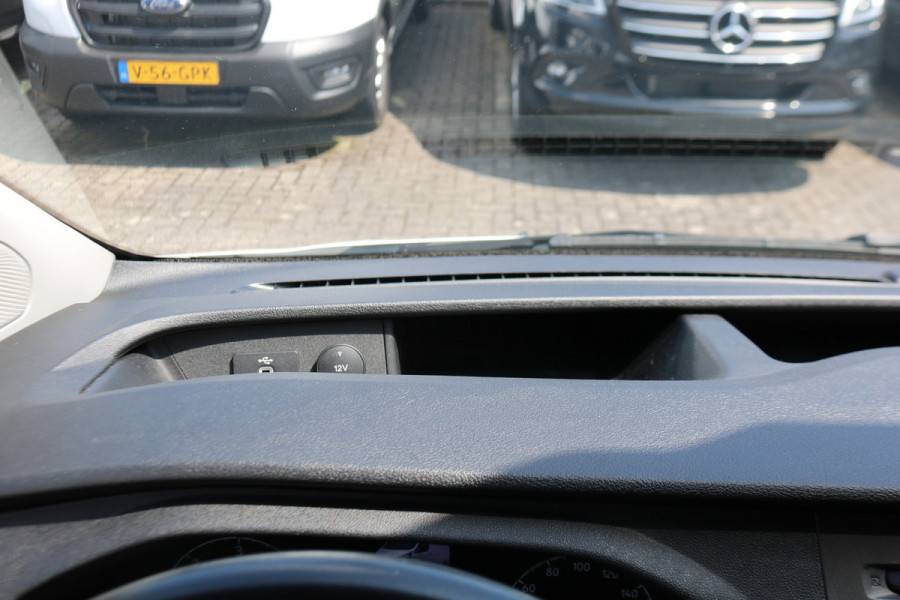 Ford Transit Custom 2.0 TDci L1 H1 Airco Navigatie Inrichting Imperiaal