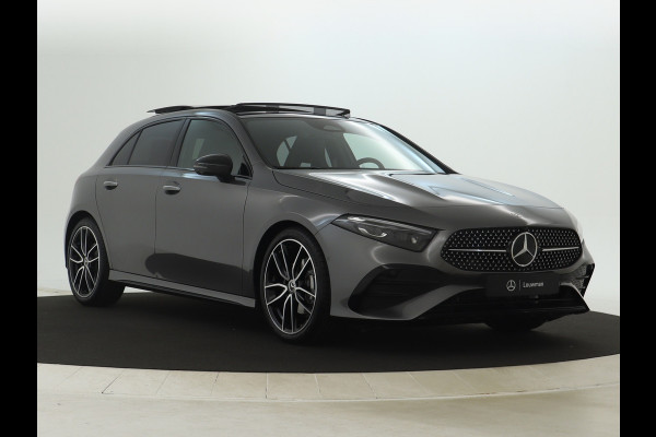 Mercedes-Benz A-Klasse 180 Business Solution AMG | Nightpakket | Parkeerpakket met 360°-camera | Premium Plus pakket | Dodehoekassistent | Head-up display | Extra USB-poorten | Verwarmde stoelen vooraan |  Spiegelpakket |
