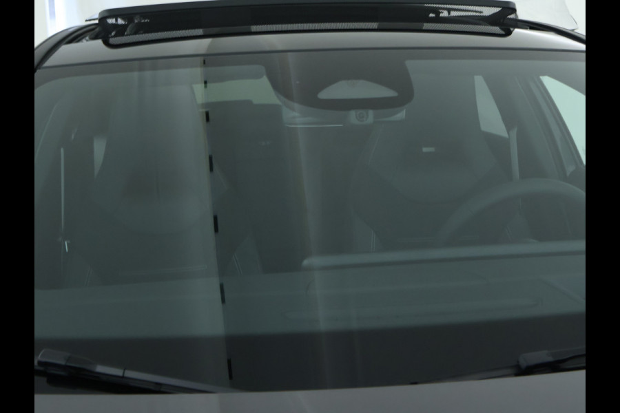 Mercedes-Benz A-Klasse 180 Business Solution AMG | Nightpakket | Parkeerpakket met 360°-camera | Premium Plus pakket | Dodehoekassistent | Head-up display | Extra USB-poorten | Verwarmde stoelen vooraan |  Spiegelpakket |