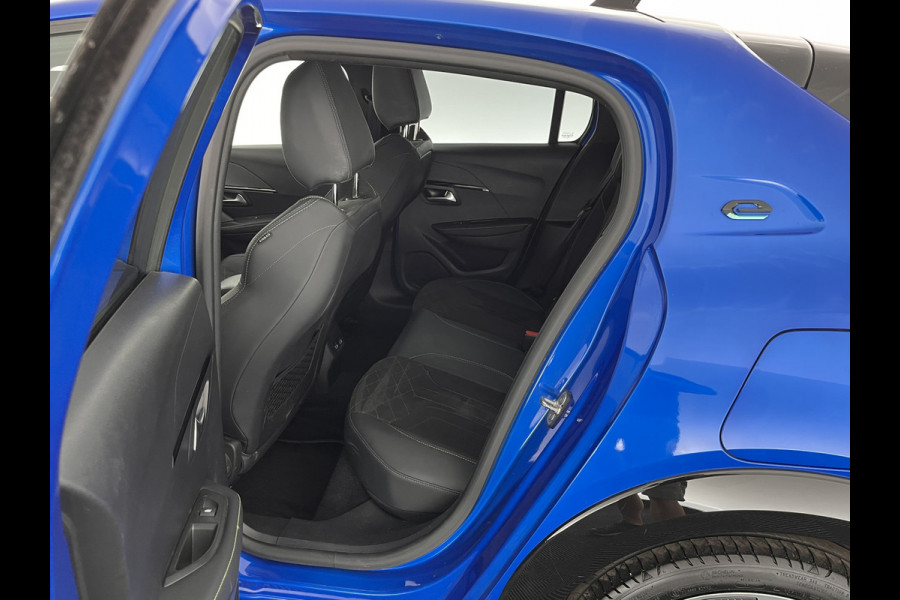 Peugeot e-208 EV GT Pack 50 kWh [ 3-Fase ] (INCL-BTW) *FULL-LED | DIGI-COCKPIT | BLINDSPOT | CAMERA | LEATHER-ALCANTARA | NAVI-FULLMAP | LANE-ASSIST | KEYLESS | DAB | CCS-FASTLOADER | HEATED-SPORTSEATS | AMBIENT-LIGHT | 17"ALU*
