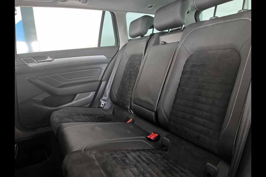 Volkswagen Passat 1.4 TSI PHEV GTE Business Panorama dak / Alcantarabekleding/ Virtual cockpit