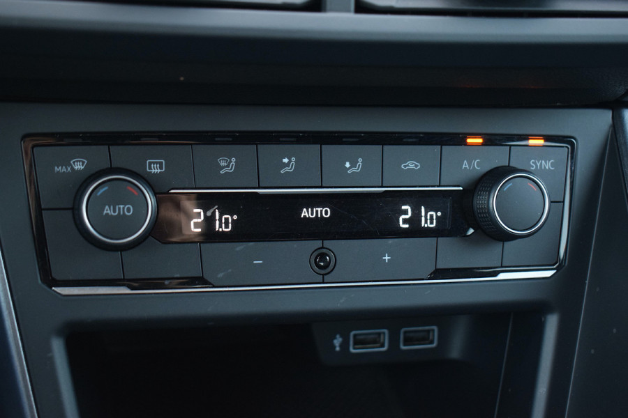 Volkswagen Polo 1.0 TSI Highline Business R | R-Line | CarPlay | Half Leer | Climate | ACC