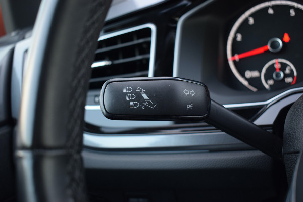 Volkswagen Polo 1.0 TSI Highline Business R | R-Line | CarPlay | Half Leer | Climate | ACC