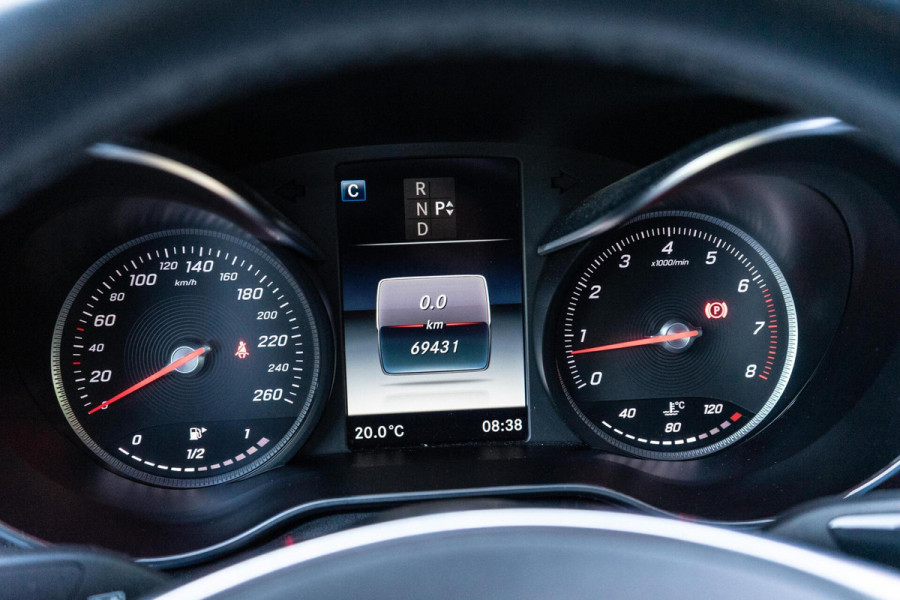 Mercedes-Benz GLC Coupé 300 4MATIC AMG Pano / 360 / Burmester