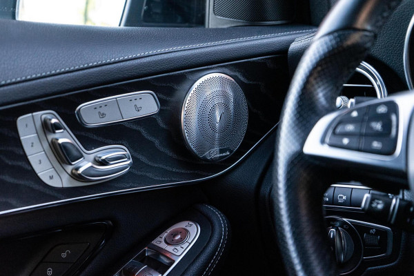 Mercedes-Benz GLC Coupé 300 4MATIC AMG Pano / 360 / Burmester