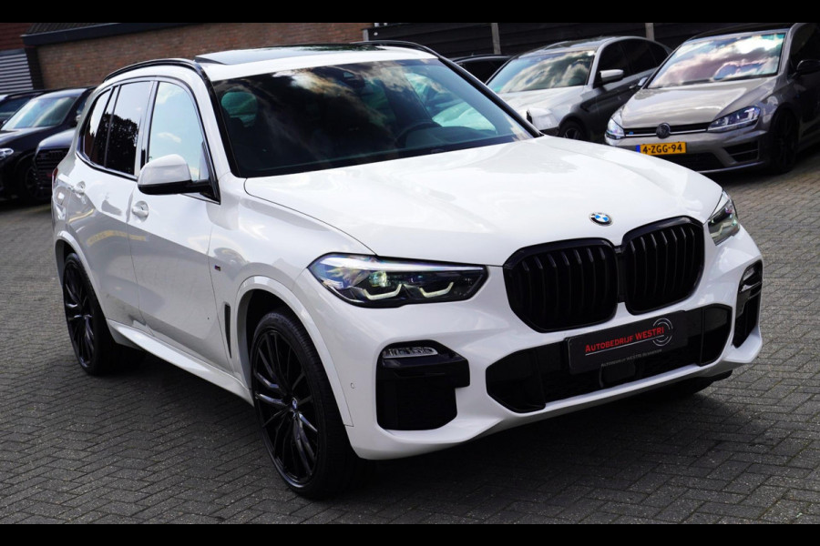 BMW X5 XDrive40i High Executive | HuD | Panorama | Luxe Leder | Camera | BMW LED | Sfeerverlichting | Stoelverwarming | Smart Key