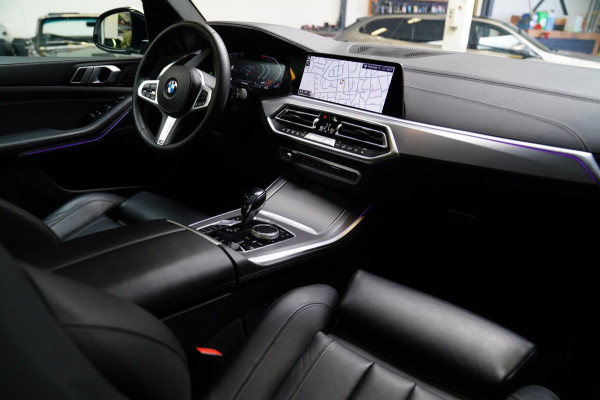 BMW X5 XDrive40i High Executive | HuD | Panorama | Luxe Leder | Camera | BMW LED | Sfeerverlichting | Stoelverwarming | Smart Key