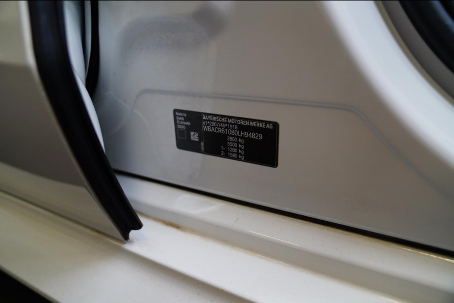BMW X5 XDrive40i High Executive | HuD | Panorama | Luxe Leder | Camera | BMW LED | Sfeerverlichting | Stoelverwarming | Smart Key