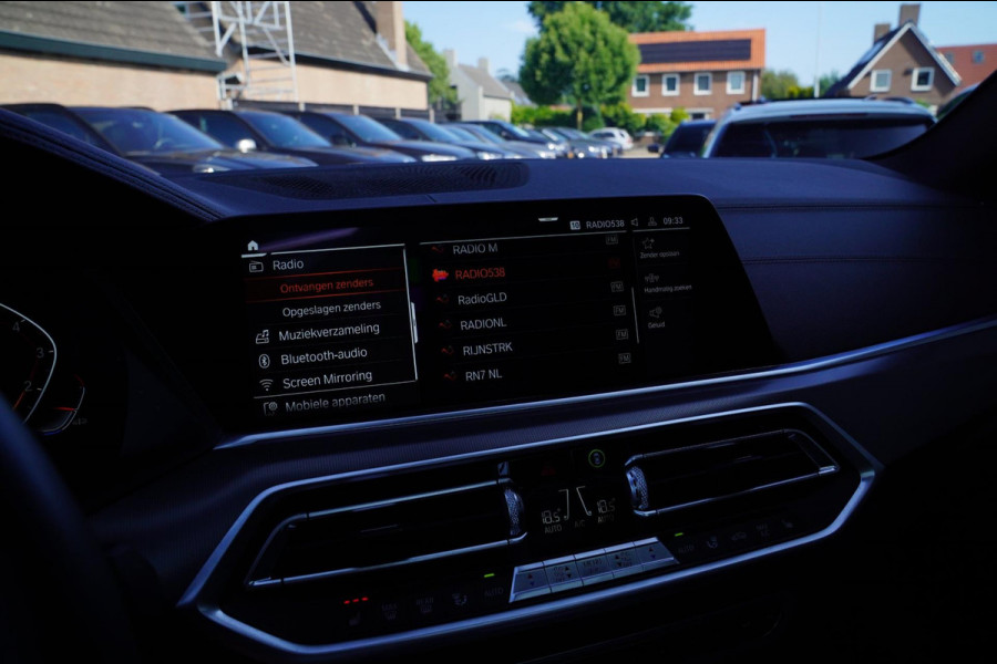 BMW X5 XDrive40i High Executive | HuD | Panorama | Luxe Leder | Camera | BMW LED | Sfeerverlichting | Stoelverwarming | Smart Key