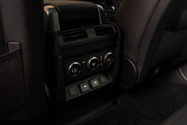 Land Rover Defender 2.0 P400e 110 X-Dynamic HSE PANO-MERIDIAN-22"