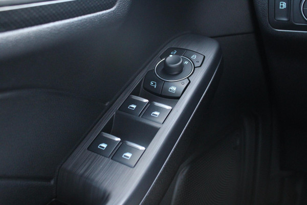 Ford Kuga 2.5 PHEV ST-Line BELLEN VOOR BEZICHTIGING | Winter Pack | Camera | Cruise Control | Navigatie |