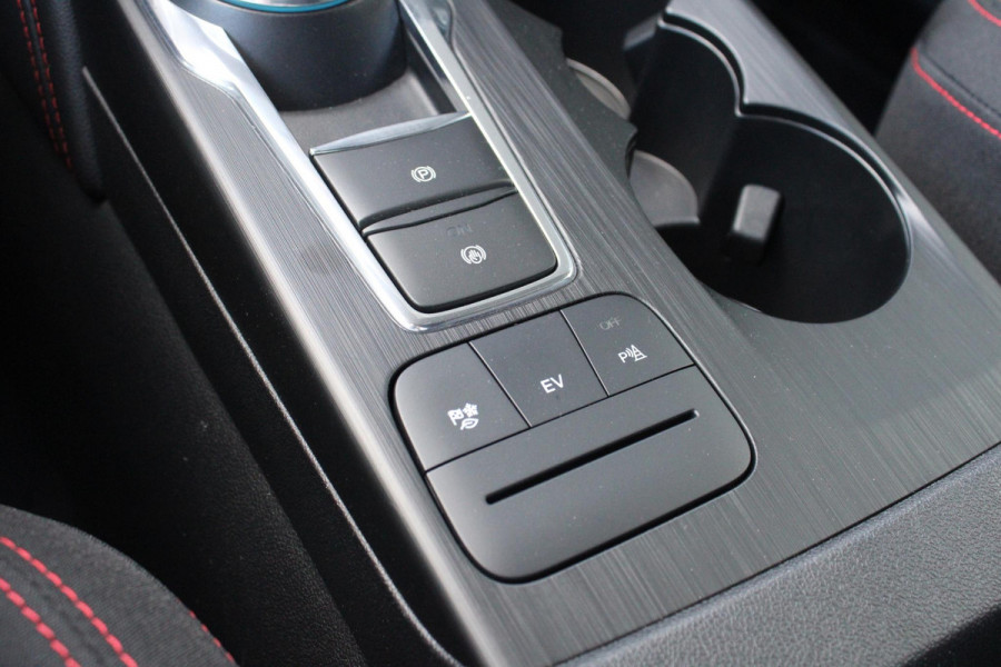 Ford Kuga 2.5 PHEV ST-Line BELLEN VOOR BEZICHTIGING | Winter Pack | Camera | Cruise Control | Navigatie |