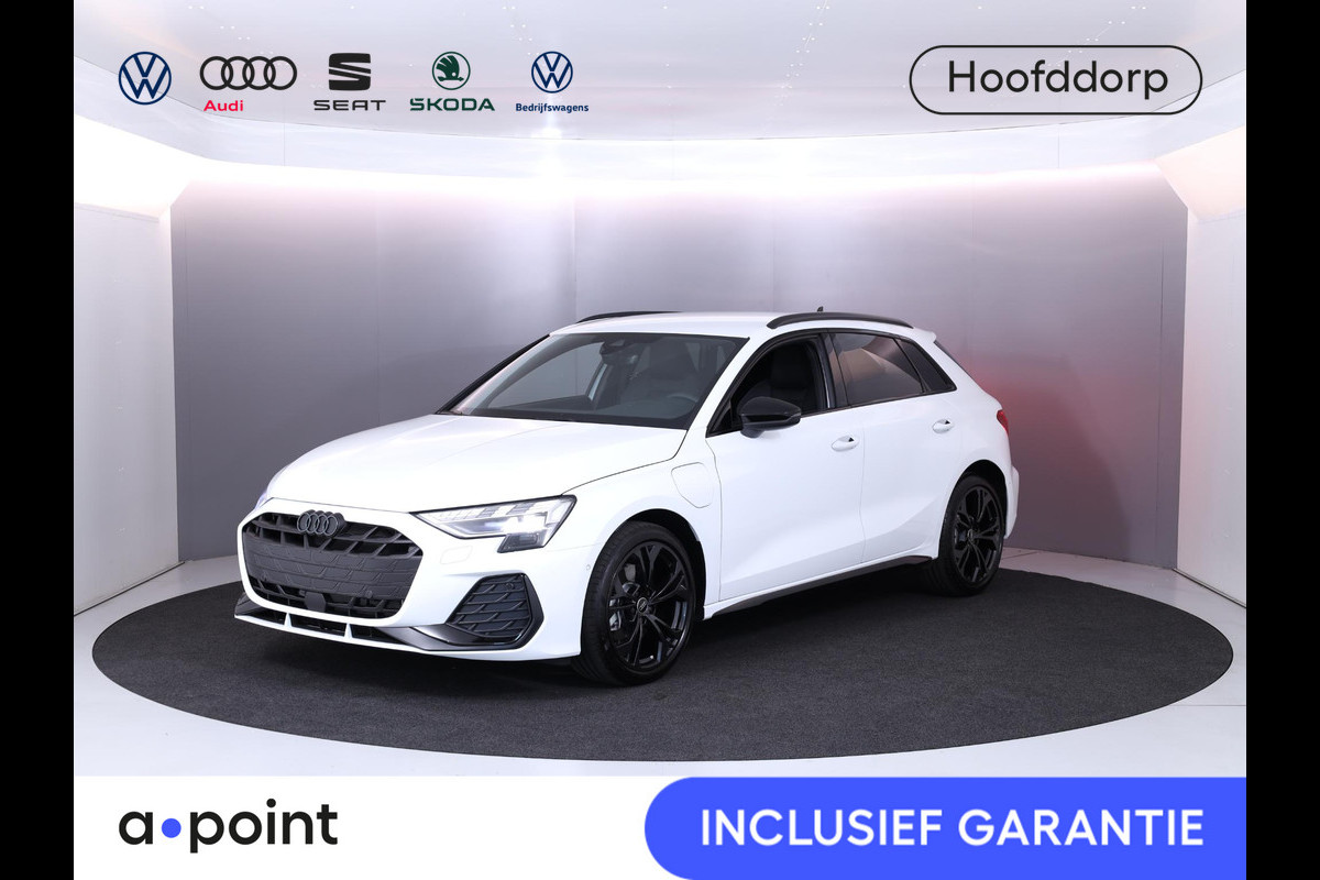 Audi A3 Sportback 40 TFSI e S edition 204 pk S-tronic | Verlengde garantie | Navigatie | Parkeersensoren (Park assist) | Matrix LED koplampen | Elektr. bestuurdersstoel | S-Line | Audi A3 Sportback 40 TFSI e S edition 204 pk S-tronic | Verlengde garantie | Navigatie | Parkeersensoren (Park assist) | Matrix LED koplampen | Elektr. bestuurdersstoel | S-Line |