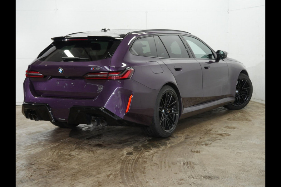 BMW 5 Serie Touring M5 Individual ''Daytonaviolett' - Carbon Remmen - Pano - Trekhaak