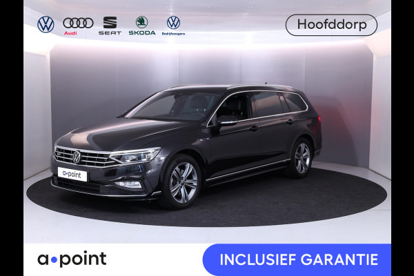 Volkswagen Passat Variant 1.5 TSI R-Line Business 150 pk Automaat (DSG) | Verlengde garantie | Navigatie | Parkeersensoren | Achteruitrijcamera | Adaptieve cruise control | Stoelverwarming |