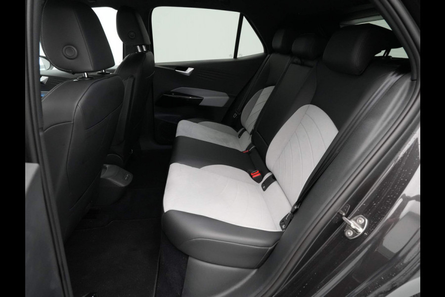 Volkswagen ID.3 Pro Edition 58 kWh Navigatie Pdc Acc Clima 155