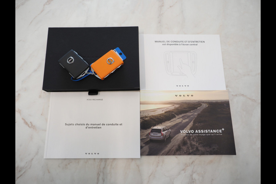 Volvo XC60 2.0 T8 AWD Polestar Engineered Long Range | Panoramadak | Harman/Kardon | Pilot Assist | 360 | Keyless | Carplay
