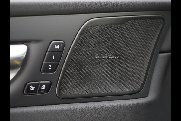 Volvo XC60 2.0 T8 AWD Polestar Engineered Long Range | Panoramadak | Harman/Kardon | Pilot Assist | 360 | Keyless | Carplay