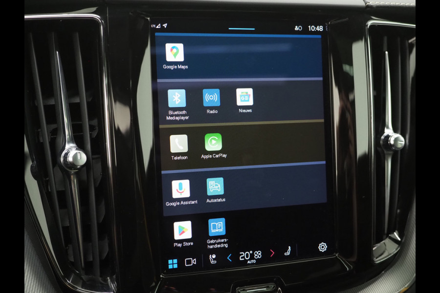 Volvo XC60 2.0 T8 AWD Polestar Engineered Long Range | Panoramadak | Harman/Kardon | Pilot Assist | 360 | Keyless | Carplay